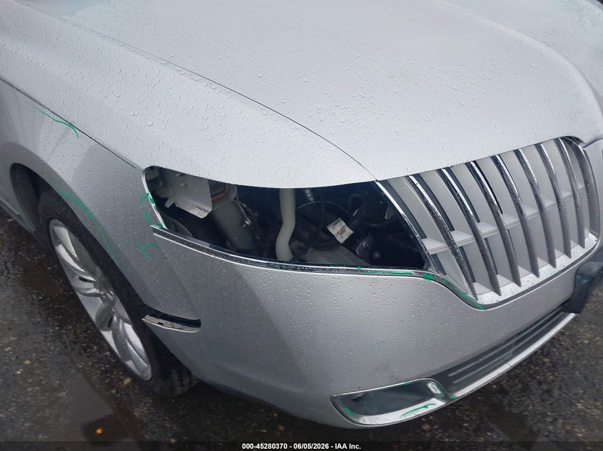 2010 Lincoln Mkt VIN 2LMHJ5FR6ABJ15513 IAAI salvage auction — LEFT & RIGHT, Original (Texas), sold $325 on 2026-07-08 (photo 6)