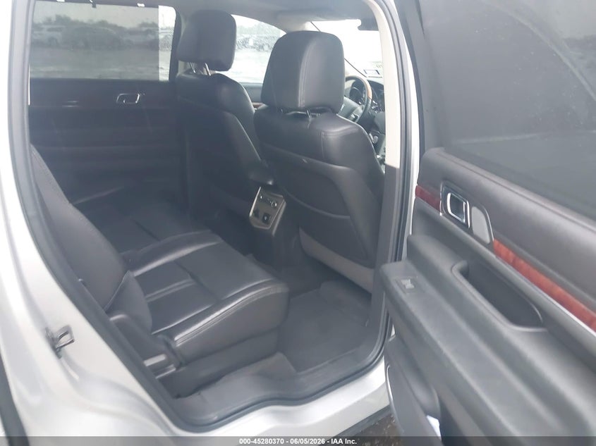 2010 Lincoln Mkt VIN 2LMHJ5FR6ABJ15513 IAAI salvage auction — LEFT & RIGHT, Original (Texas), sold $325 on 2026-07-08 (photo 8)
