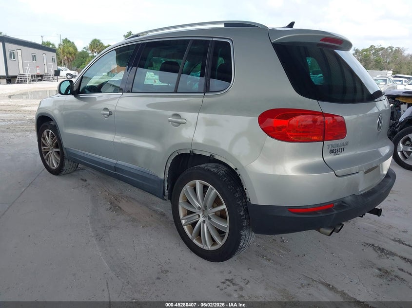 2012 Volkswagen Tiguan VIN WVGAV7AX6CW519934 IAAI salvage auction — NORMAL WEAR, Clear (Florida), sold $475 on 2026-07-07 (photo 3)
