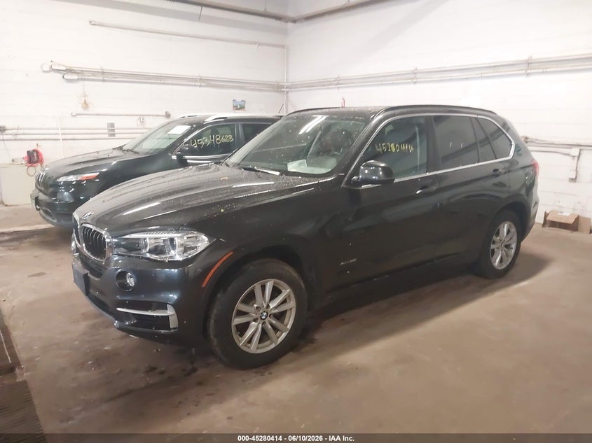 2014 BMW X5 VIN 5UXKR0C56E0H23401 IAAI salvage auction — NORMAL WEAR, Salvage Title, sold $2,350 on 2026-07-22 (photo 2)