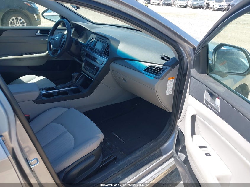 2016 Hyundai Sonata VIN KMHE24L10GA022026 IAAI salvage auction — NORMAL WEAR, Salvage Title, sold $350 on 2026-07-22 (photo 5)