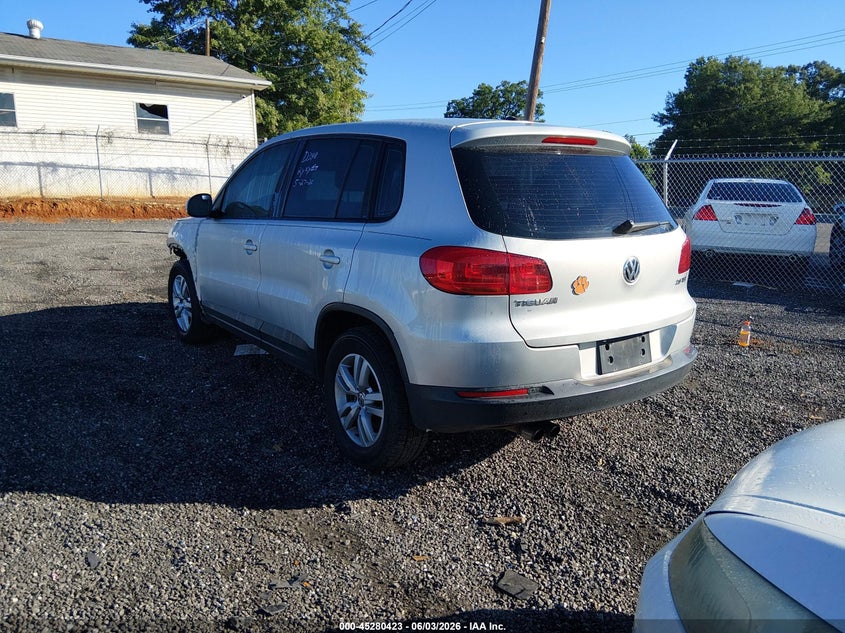 2013 Volkswagen Tiguan VIN WVGAV7AX2DW520922 IAAI salvage auction — LEFT FRONT, Salvage (South Carolina), sold $600 on 2026-08-01 (photo 3)