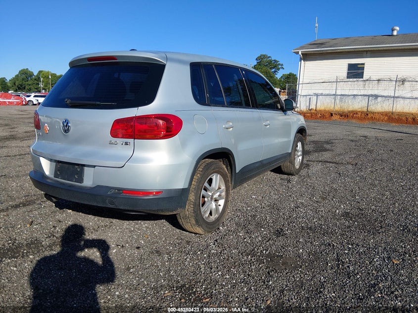 2013 Volkswagen Tiguan VIN WVGAV7AX2DW520922 IAAI salvage auction — LEFT FRONT, Salvage (South Carolina), sold $600 on 2026-08-01 (photo 4)