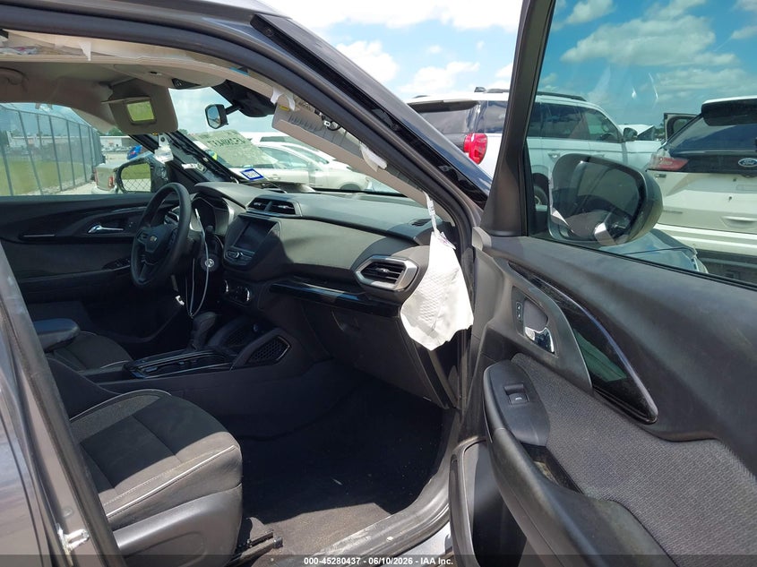 2021 Chevrolet Trailblazer VIN KL79MMS20MB012027 IAAI salvage auction — SIDE, Original (Texas), sold $2,850 on 2026-08-01 (photo 5)