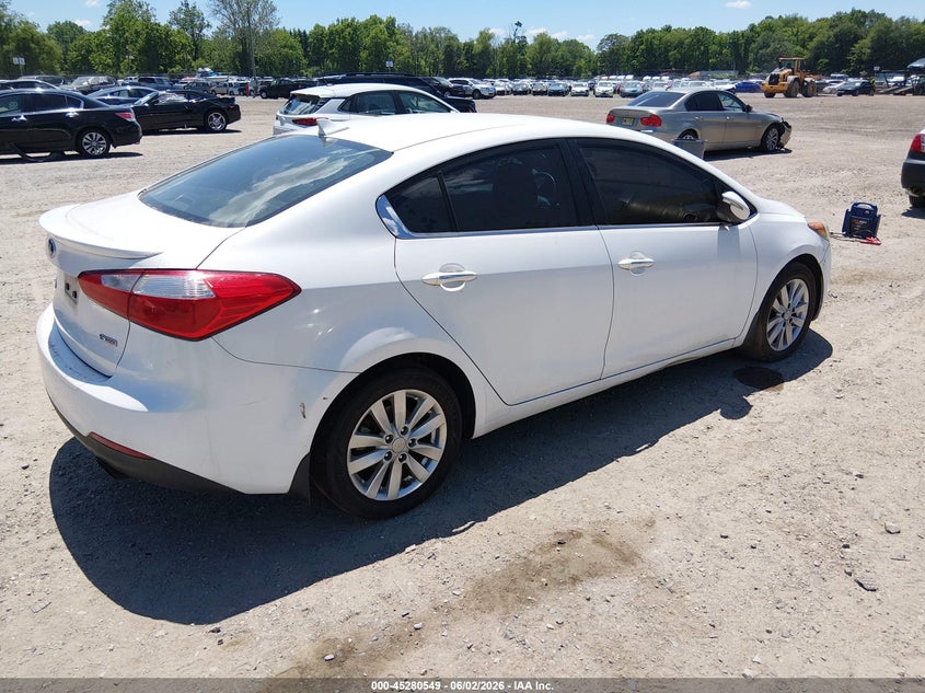 2014 Kia Forte VIN KNAFX4A81E5114193 IAAI salvage auction — NORMAL WEAR, Clear (New Jersey), sold $600 on 2026-07-14 (photo 4)