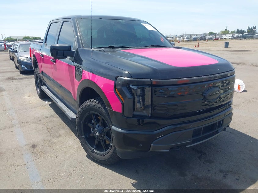 2022 Ford F-150 VIN 1FTVW1EV3NWG13913 IAAI salvage auction — FRONT END, Salvage Title, sold $23,700 on 2026-07-11 (photo 1)