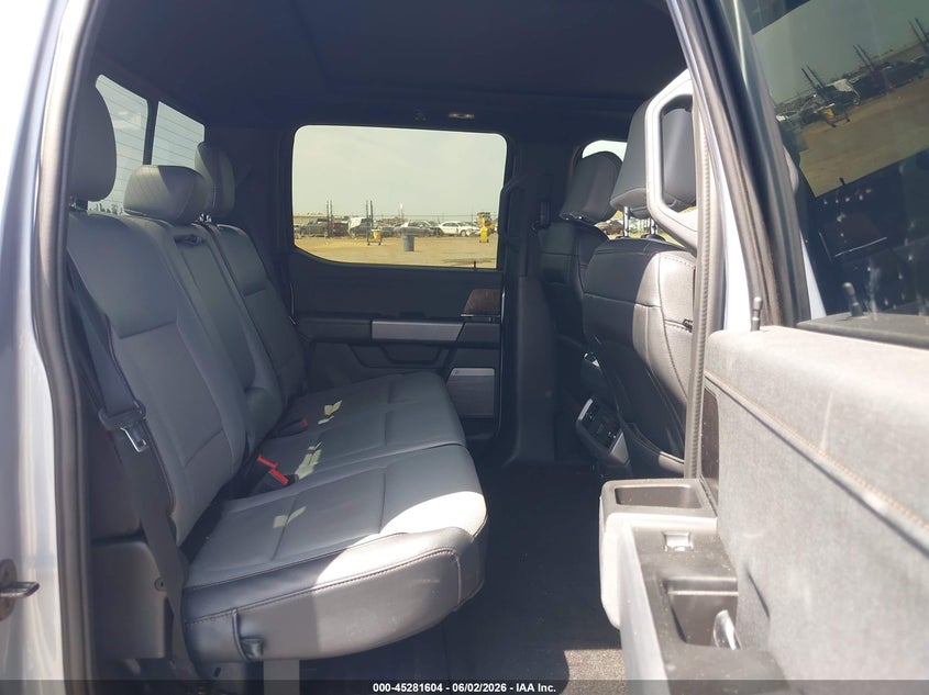 2022 Ford F-150 VIN 1FTVW1EV3NWG13913 IAAI salvage auction — FRONT END, Salvage Title, sold $23,700 on 2026-07-11 (photo 8)
