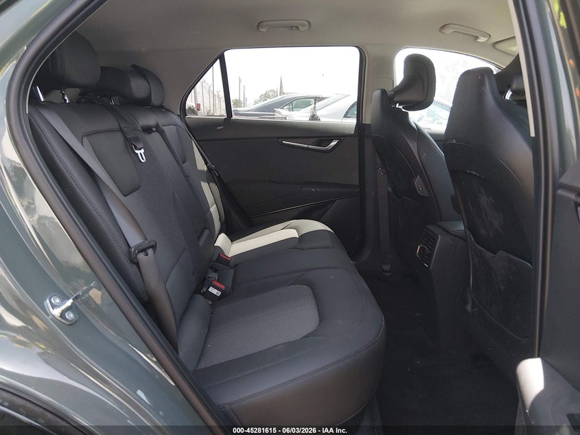2025 Kia Niro VIN KNDCR3L18S5145379 IAAI salvage auction — LEFT REAR, Salvage Title, sold $13,900 on 2026-07-30 (photo 8)