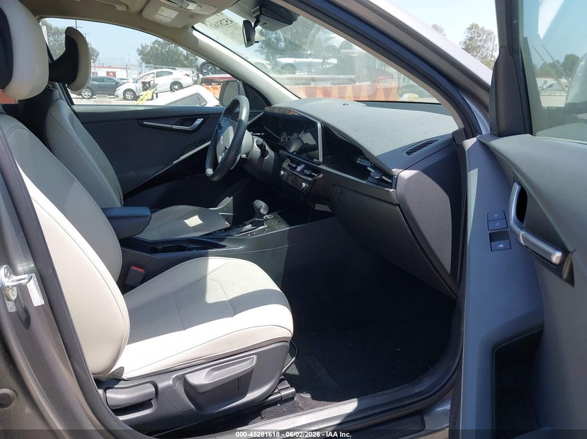 2023 Kia Niro VIN KNDCR3LE9P5057192 IAAI salvage auction — REAR END, Salvage Title, sold $5,100 on 2026-07-29 (photo 5)