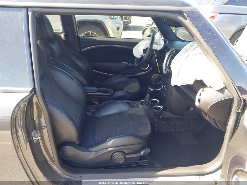 2013 Mini Hard top VIN WMWSV3C54DT392789 IAAI salvage auction — REAR END, Salvage Title, sold $750 on 2026-07-23 (photo 5)