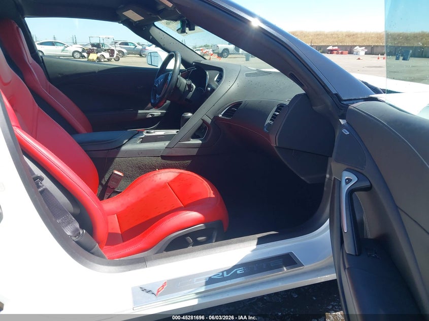 2015 Chevrolet Corvette VIN 1G1YB2D70F5101253 IAAI salvage auction — REAR END, Salvage Title, sold $19,400 on 2026-07-08 (photo 5)