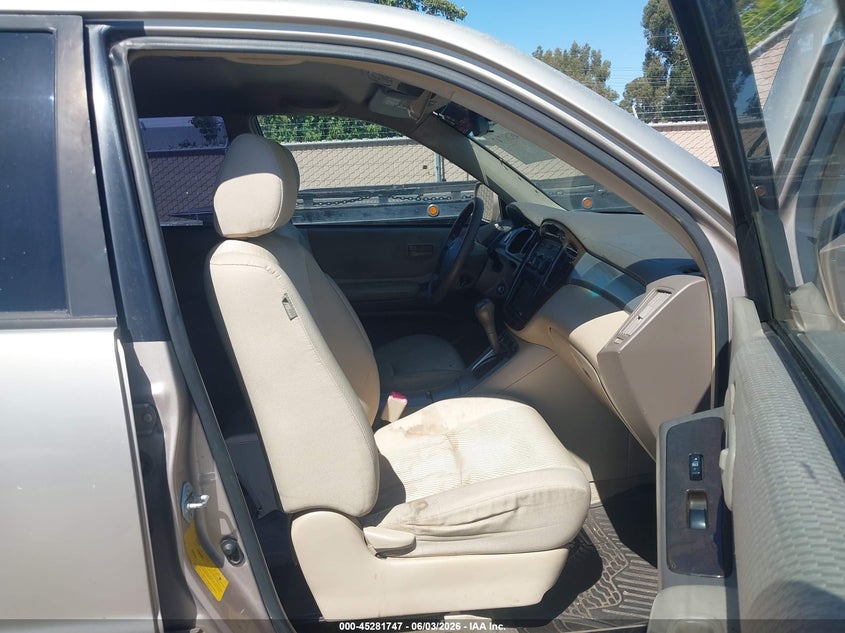 2007 Toyota Highlander VIN JTEGD21A270161025 IAAI salvage auction — NORMAL WEAR, Clear - Dealer Only (California), sold $600 on 2026-07-17 (photo 5)