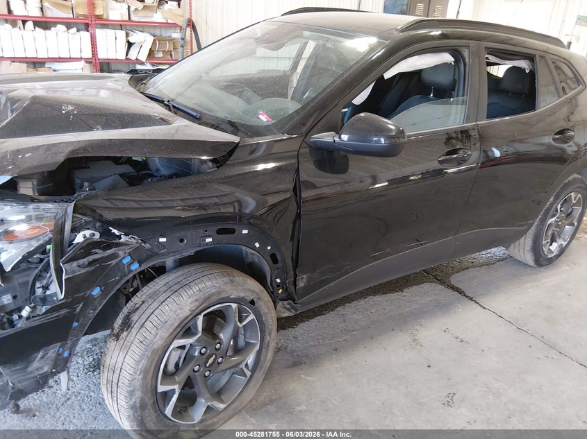 2025 Chevrolet Trax VIN KL77LHEP7SC121018 IAAI salvage auction — FRONT END, Salvage Title, sold $150 on 2026-07-24 (photo 6)