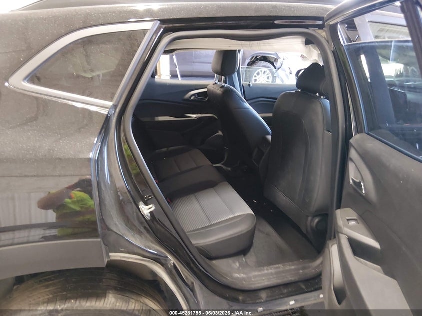 2025 Chevrolet Trax VIN KL77LHEP7SC121018 IAAI salvage auction — FRONT END, Salvage Title, sold $150 on 2026-07-24 (photo 8)