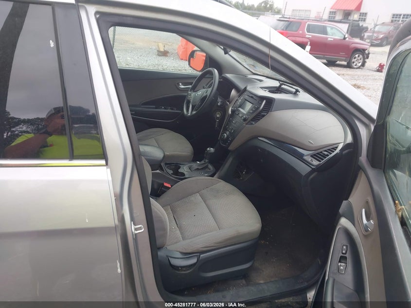 2016 Hyundai Santa fe VIN KM8SM4HF3GU161390 IAAI salvage auction — NORMAL WEAR, Clear (Mississippi), sold $1,850 on 2026-07-17 (photo 5)