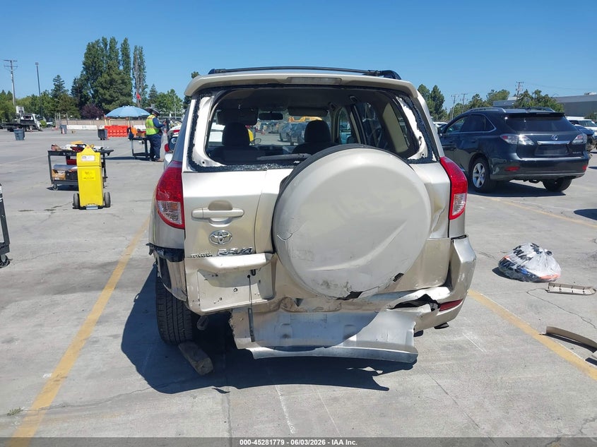 2007 Toyota Rav 4 VIN JTMZD33V176045458 IAAI salvage auction — REAR END, Salvage (California), sold $1,550 on 2026-07-13 (photo 6)