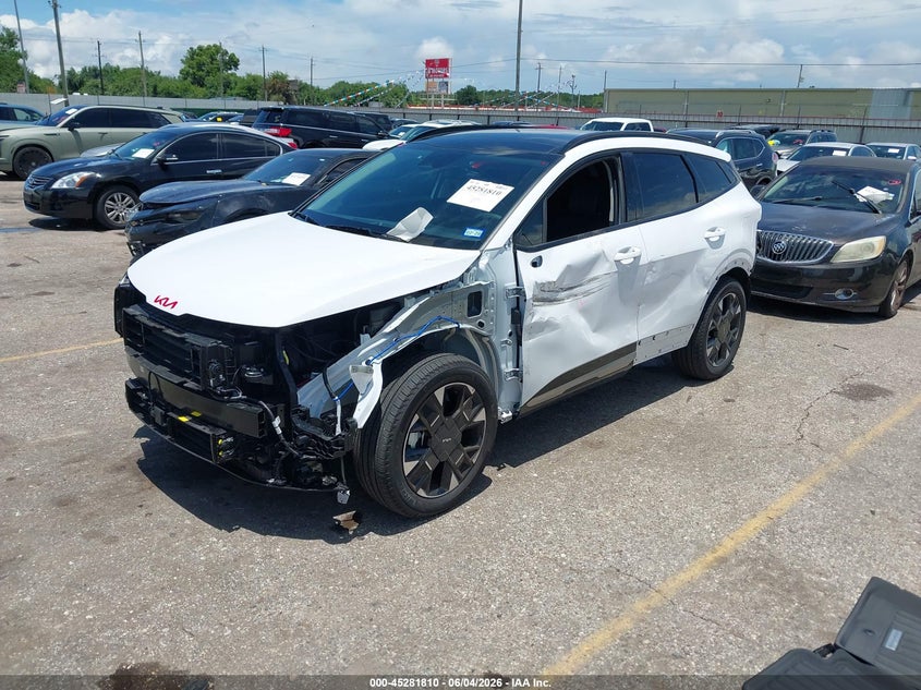 2026 Kia Sportage VIN 5XYK53DF2TG417354 IAAI salvage auction — FRONT & REAR, Salvage Title, sold $13,100 on 2026-08-02 (photo 2)