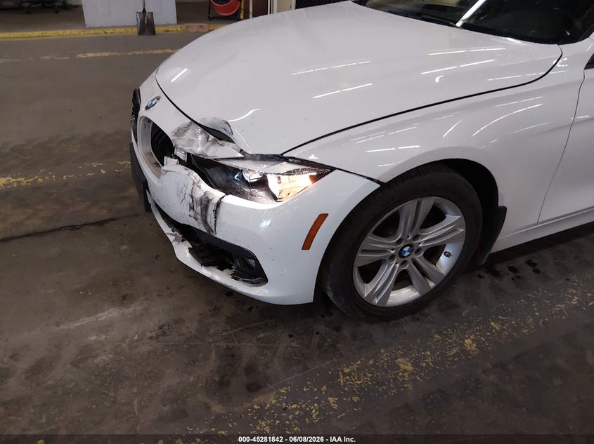 2016 BMW 3er VIN WBA8E3G53GNT74958 IAAI salvage auction — FRONT END, Salvage (Oregon), sold $5,400 on 2026-08-13 (photo 6)