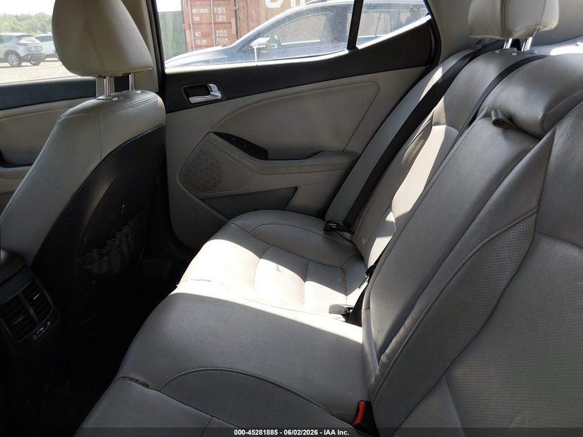 2015 Kia Optima VIN 5XXGN4A77FG433759 IAAI salvage auction — NORMAL WEAR, Clear (Delaware), sold $600 on 2026-07-13 (photo 8)