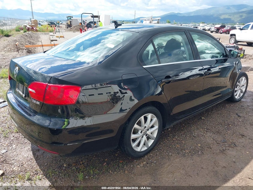 2013 Volkswagen Jetta VIN 3VWDP7AJ6DM308092 IAAI salvage auction — RIGHT FRONT, Salvage Title, sold $200 on 2026-07-22 (photo 4)
