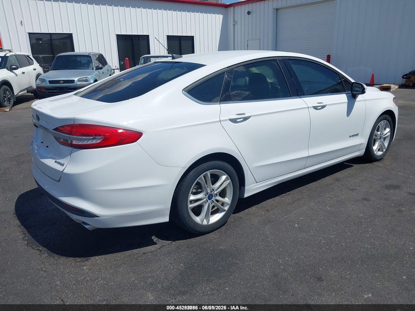 2018 Ford Fusion VIN 3FA6P0UU8JR235773 IAAI salvage auction — NORMAL WEAR, Sf97 (Nevada), sold $9,700 on 2026-07-28 (photo 4)