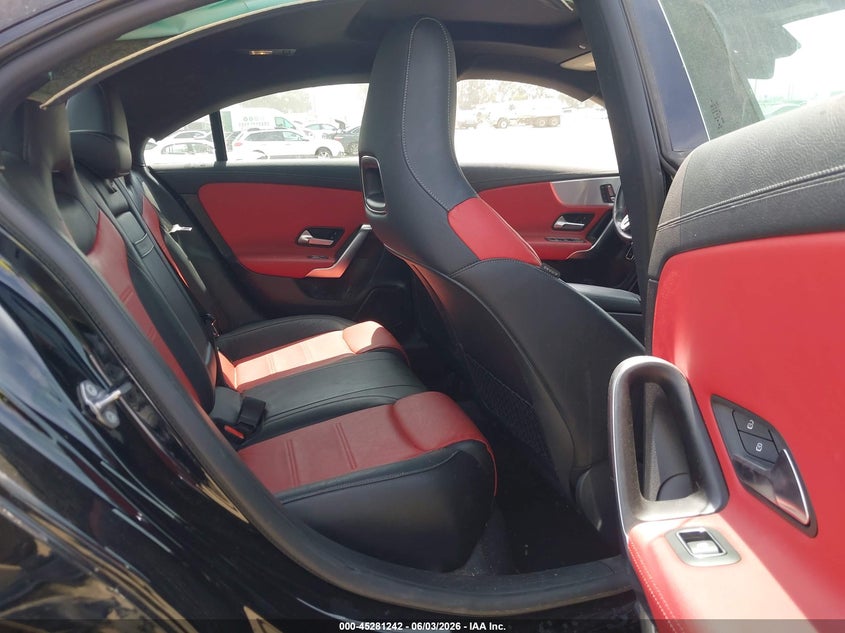 2020 Mercedes-benz Cla-klasse VIN WDD5J4GB1LN061677 IAAI salvage auction — LEFT SIDE, Salvage Title, sold $7,900 on 2026-07-15 (photo 8)