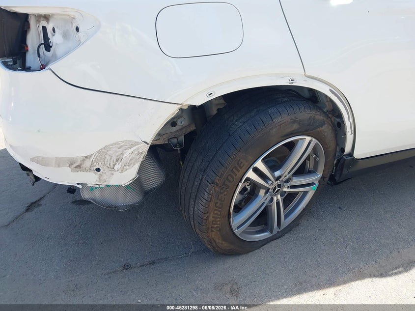 2021 Mercedes-benz Glc VIN W1N0G8DB7MF930964 IAAI salvage auction — TRANSMISSION, Salvage Title, sold $10,200 on 2026-07-17 (photo 6)