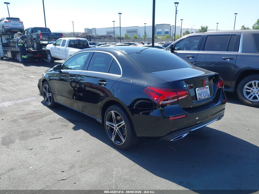 2019 Mercedes-benz VIN WDD3G4EB5KW017294 IAAI salvage auction — FRONT END, Salvage Title, sold $5,650 on 2026-08-14 (photo 3)