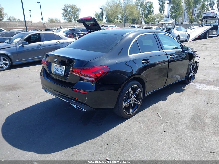 2019 Mercedes-benz VIN WDD3G4EB5KW017294 IAAI salvage auction — FRONT END, Salvage Title, sold $5,650 on 2026-08-14 (photo 4)