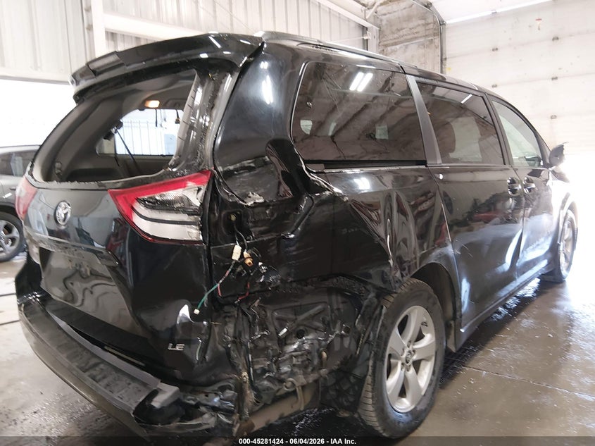 2020 Toyota Sienna VIN 5TDKZ3DC3LS052132 IAAI salvage auction — REAR END, Salvage Title, sold $3,800 on 2026-07-24 (photo 6)