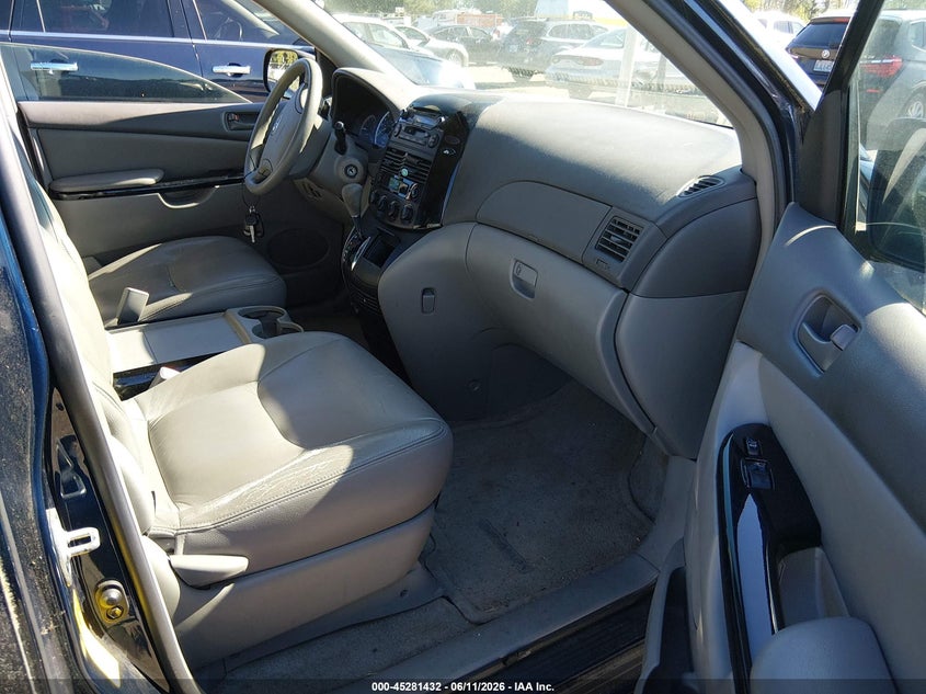 2005 Toyota Sienna VIN 5TDZA23C05S241745 IAAI salvage auction — NORMAL WEAR, Clear (Washington), sold $1,675 on 2026-07-08 (photo 5)