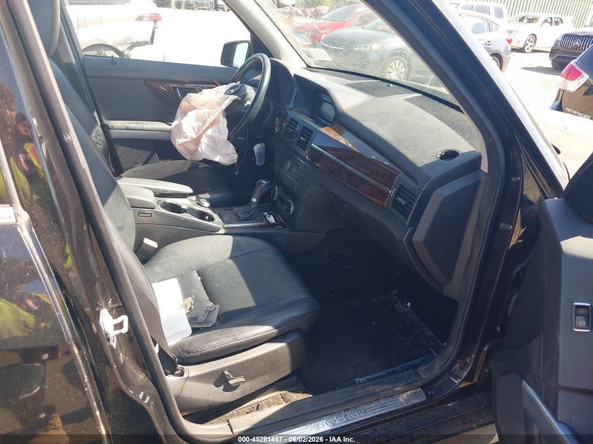2011 Mercedes-benz Glk-class VIN WDCGG8HB6BF576569 IAAI salvage auction — NORMAL WEAR, Clear (New York), sold $1,350 on 2026-07-14 (photo 5)