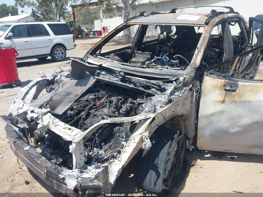 2024 Toyota Rav 4 VIN JTMMWRFV7RD231295 IAAI salvage auction — TOTAL BURN, Salvage Title, sold $25 on 2026-07-24 (photo 6)