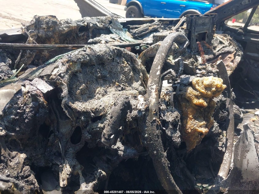 2024 Toyota Rav 4 VIN JTMMWRFV7RD231295 IAAI salvage auction — TOTAL BURN, Salvage Title, sold $25 on 2026-07-24 (photo 7)