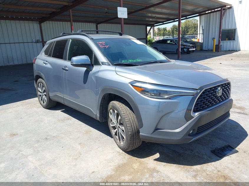 2022 Toyota Corolla cross VIN 7MUDAAAG0NV033199 — IAAI salvage auction photo