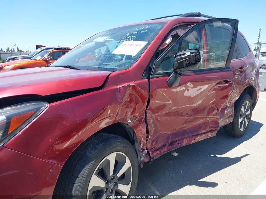 2018 Subaru Forester VIN JF2SJAGC5JH589501 IAAI salvage auction — SIDE, Salvage Title, sold $1,700 on 2026-07-21 (photo 6)