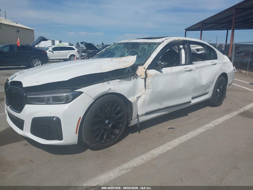 2022 BMW 7er VIN WBA7T2C06NCJ08509 IAAI salvage auction — ROLLOVER, Salvage Title, sold $9,600 on 2026-07-28 (photo 2)