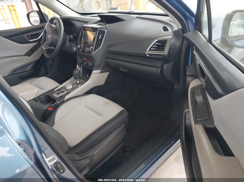 2019 Subaru Forester VIN JF2SKACC6KH414646 IAAI salvage auction — LEFT SIDE, Salvage Title, sold $5,100 on 2026-07-08 (photo 5)