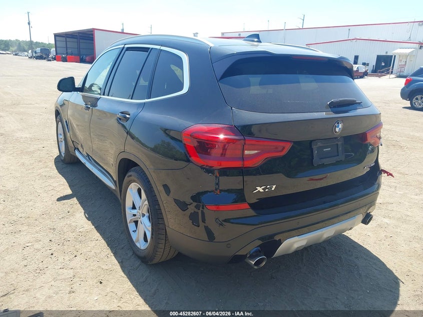 2021 BMW X3 VIN 5UXTY5C09M9D82143 IAAI salvage auction — LEFT & RIGHT, Salvage Title, sold $4,350 on 2026-07-08 (photo 3)