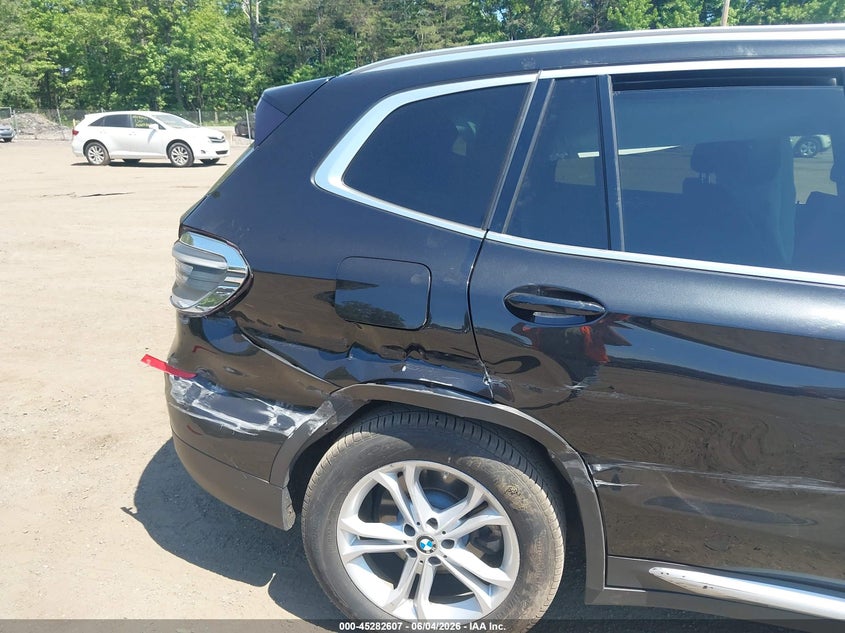 2021 BMW X3 VIN 5UXTY5C09M9D82143 IAAI salvage auction — LEFT & RIGHT, Salvage Title, sold $4,350 on 2026-07-08 (photo 6)