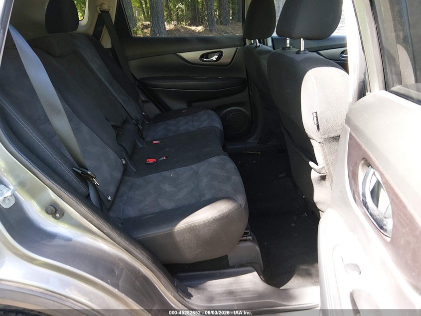 2016 Nissan Rogue VIN KNMAT2MV1GP726786 IAAI salvage auction — SIDE, Salvage Title, sold $625 on 2026-07-19 (photo 8)