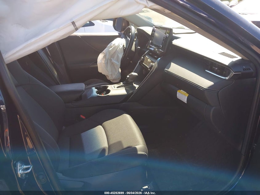 2021 Toyota Venza VIN JTEAAAAH2MJ032472 IAAI salvage auction — FRONT END, Salvage Title, sold $6,000 on 2026-07-17 (photo 5)