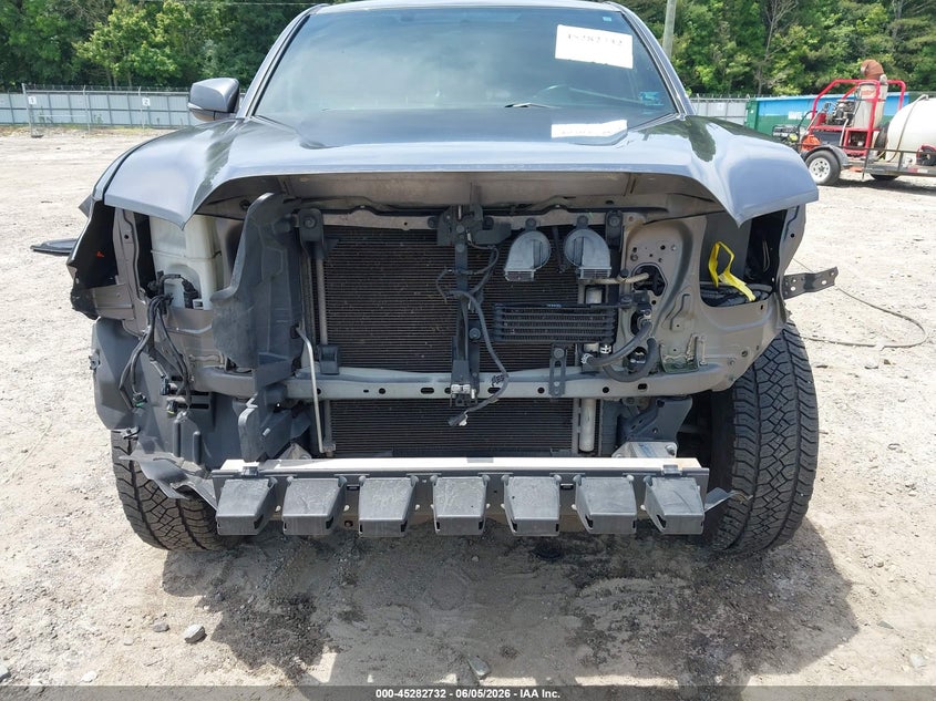 2017 Toyota Tacoma VIN 5TFAZ5CN4HX025291 IAAI salvage auction — FRONT END, Salvage Title, sold $7,300 on 2026-07-14 (photo 6)