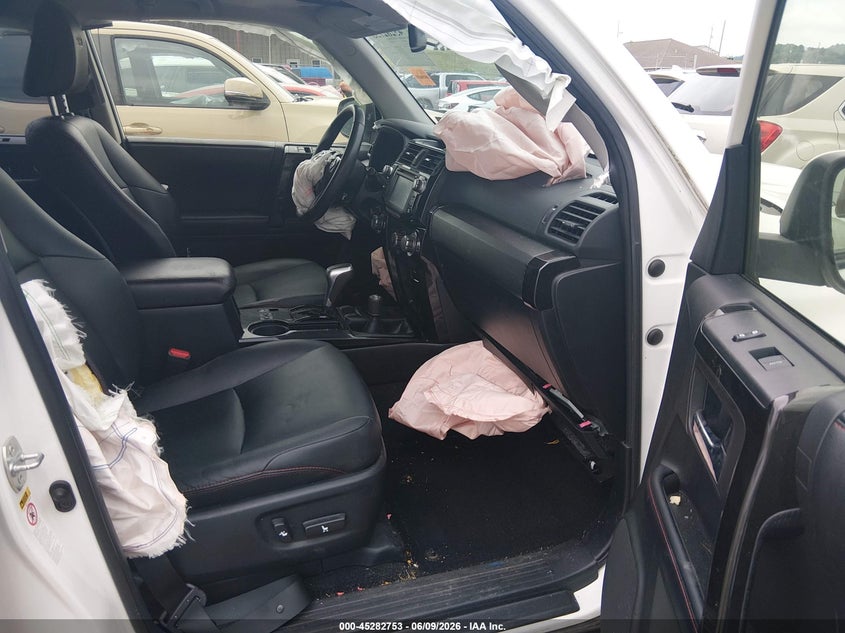 2018 Toyota 4runner VIN JTEBU5JR1J5516990 IAAI salvage auction — FRONT END, Salvage (West Virginia), sold $12,550 on 2026-07-30 (photo 5)
