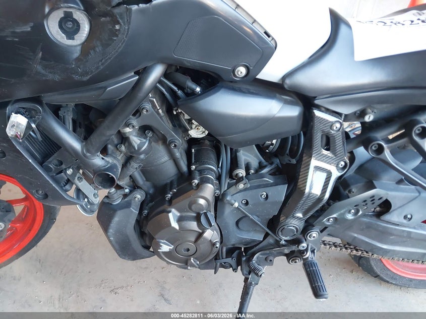 2020 Yamaha Mt VIN JYARM27E9LA006091 IAAI salvage auction — LEFT SIDE, Salvage (Georgia), sold $2,500 on 2026-09-08 (photo 8)