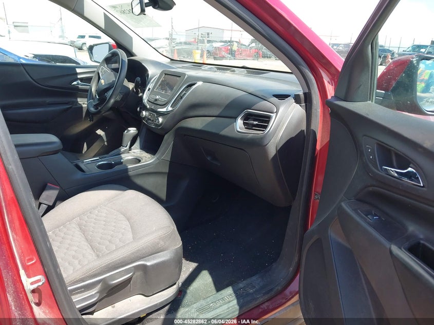 2021 Chevrolet Equinox VIN 2GNAXKEVXM6104466 IAAI salvage auction — FRONT END, Salvage Title, sold $1,900 on 2026-07-25 (photo 5)