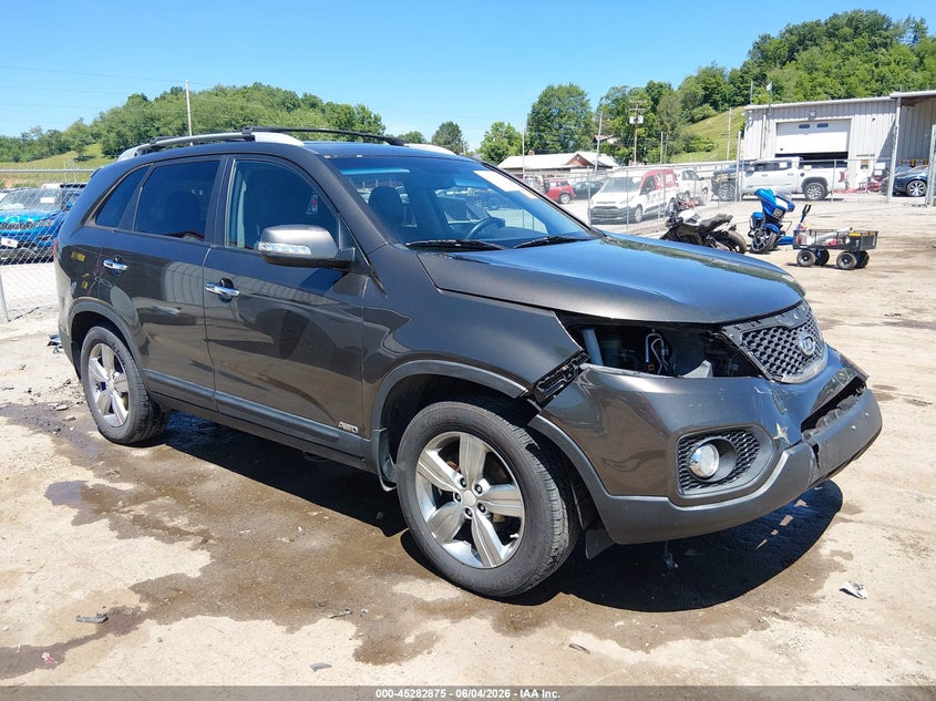 2013 Kia Sorento VIN 5XYKUDA65DG327940 IAAI salvage auction — FRONT END, Salvage (West Virginia), sold $1,000 on 2026-07-16 (photo 1)
