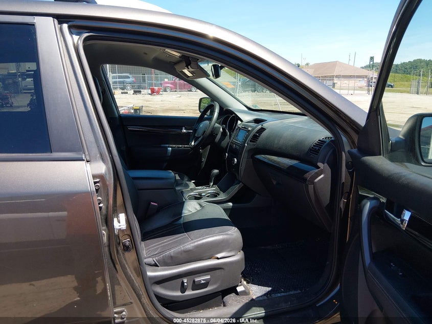 2013 Kia Sorento VIN 5XYKUDA65DG327940 IAAI salvage auction — FRONT END, Salvage (West Virginia), sold $1,000 on 2026-07-16 (photo 5)