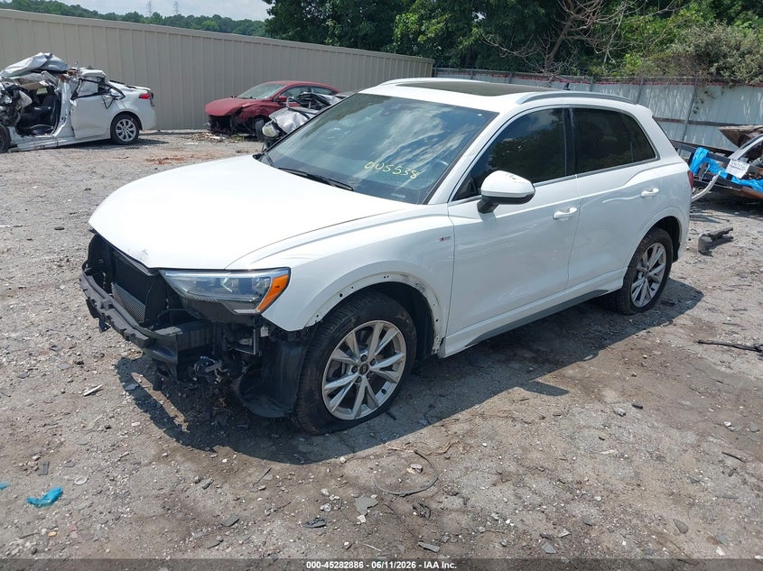 2022 Audi Q3 VIN WA1DECF30N1005538 IAAI salvage auction — FRONT END, Salvage Title, sold $10,000 on 2026-08-19 (photo 2)
