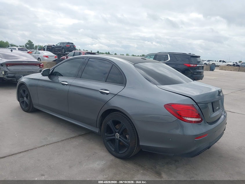 2017 Mercedes-benz E-klasse VIN WDDZF4JB1HA080742 IAAI salvage auction — HAIL, Original (Texas), sold $7,400 on 2026-07-29 (photo 3)